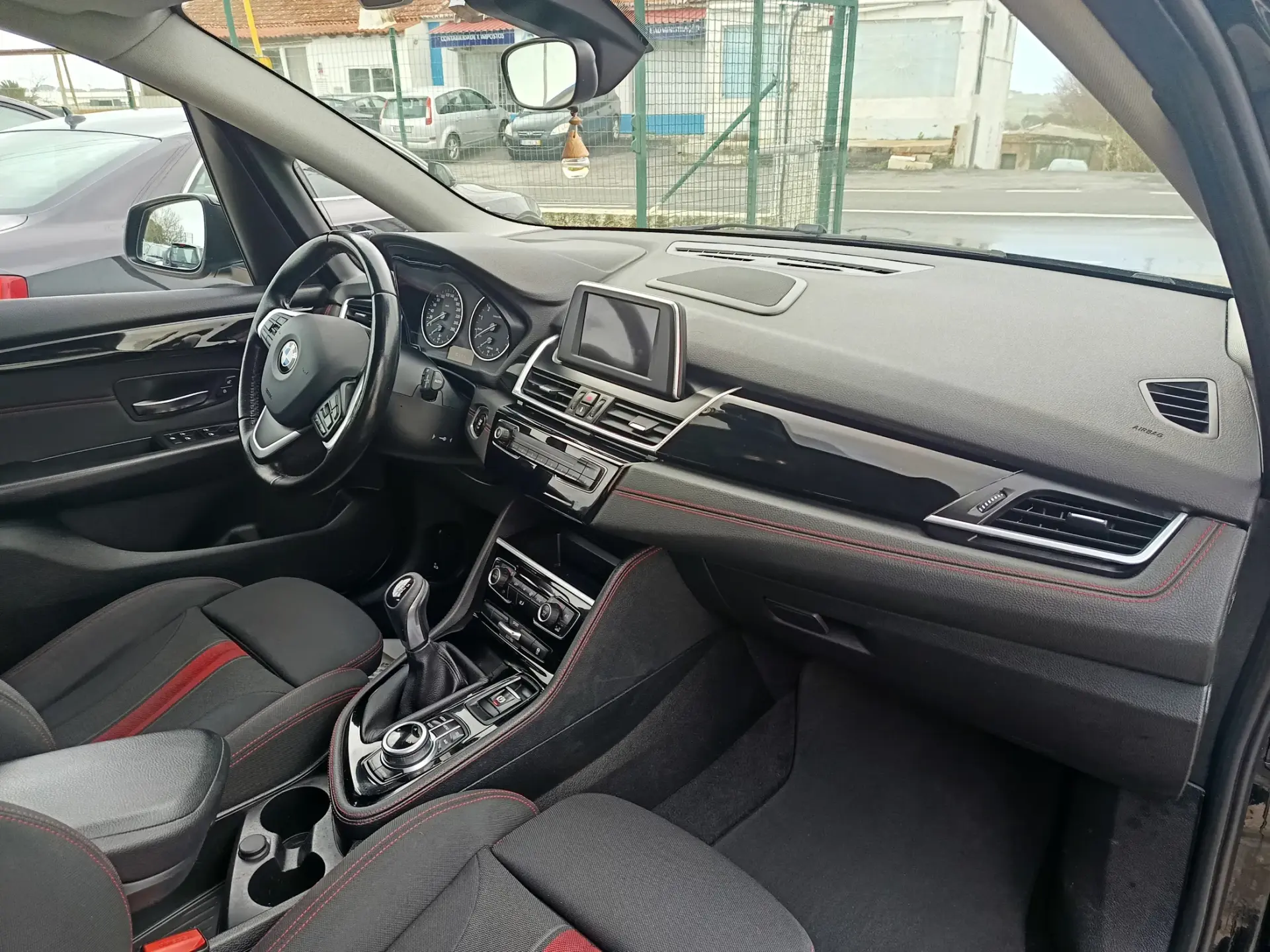 BMW 218 Active Tourer i Sport Line 14