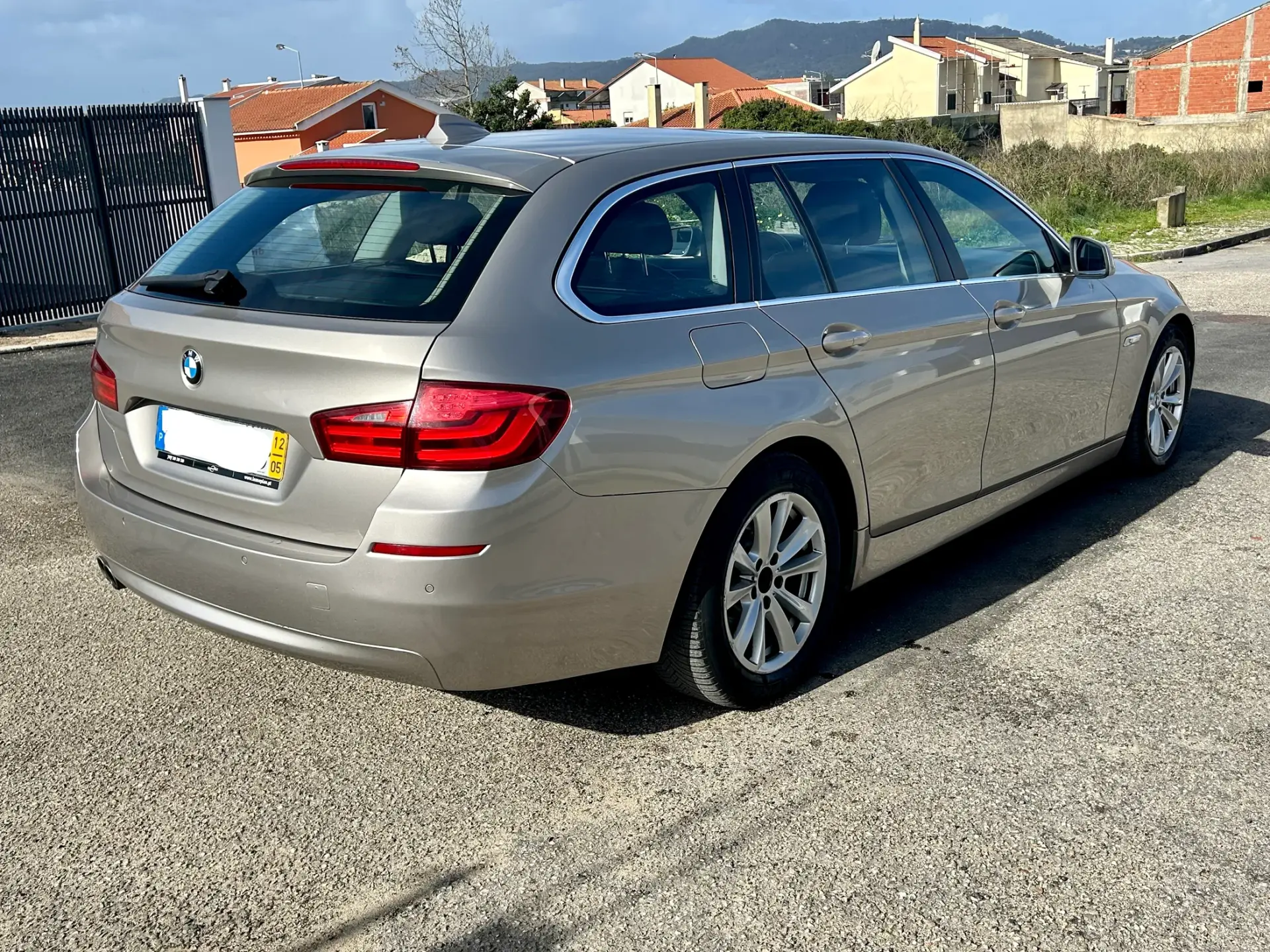 BMW 530 d Auto 258 cv 4