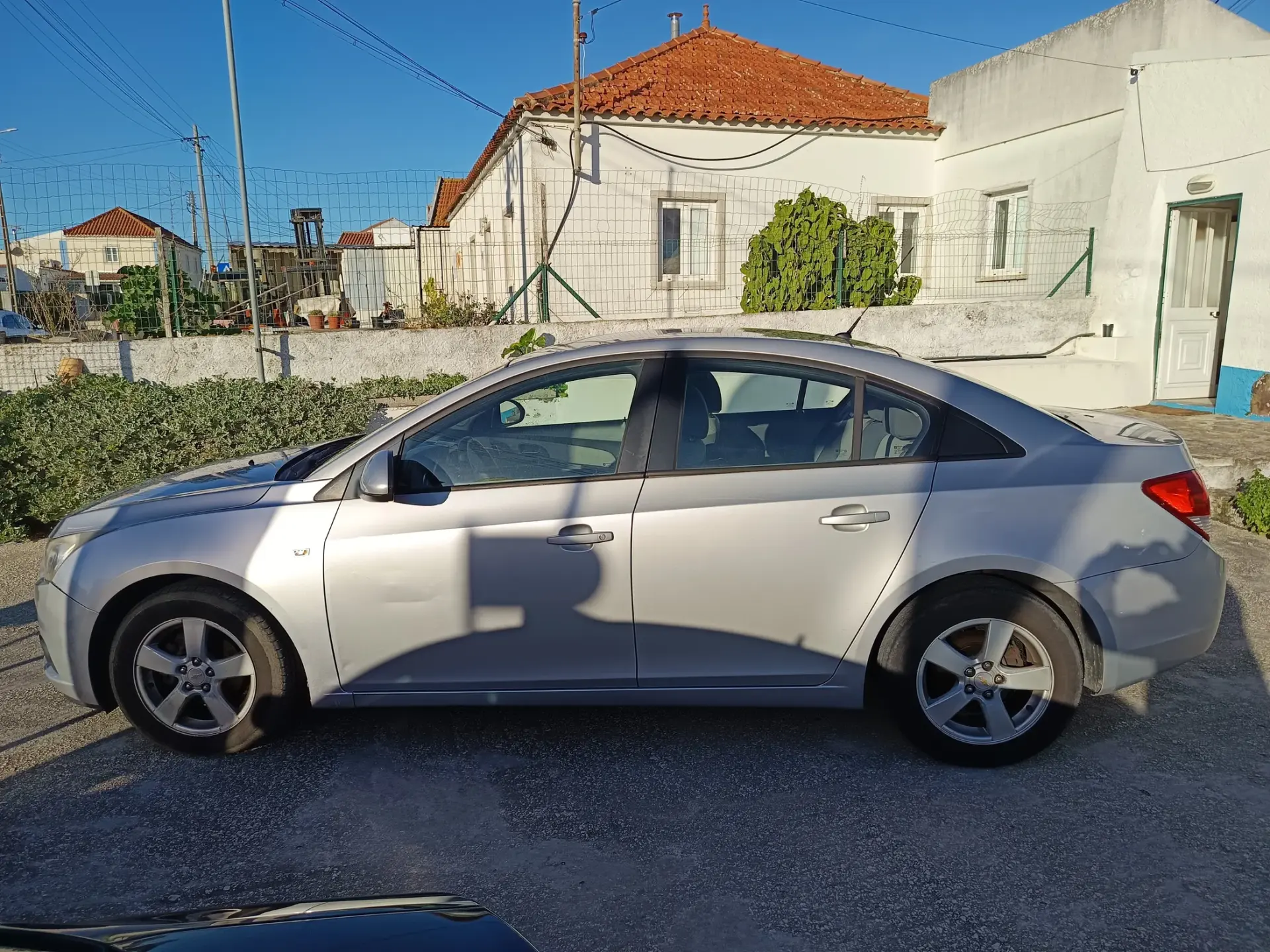 Chevrolet Cruze 1.6 LS 2
