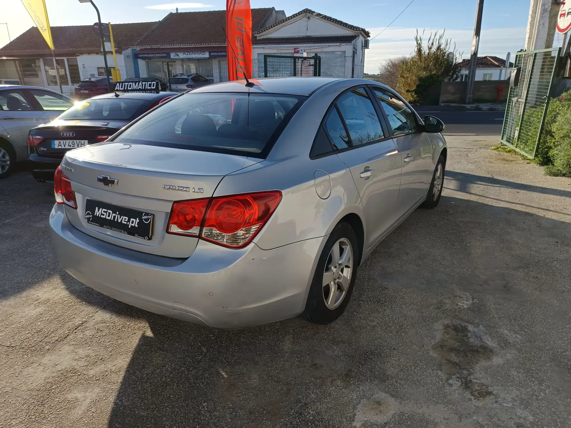 Chevrolet Cruze 1.6 LS 5