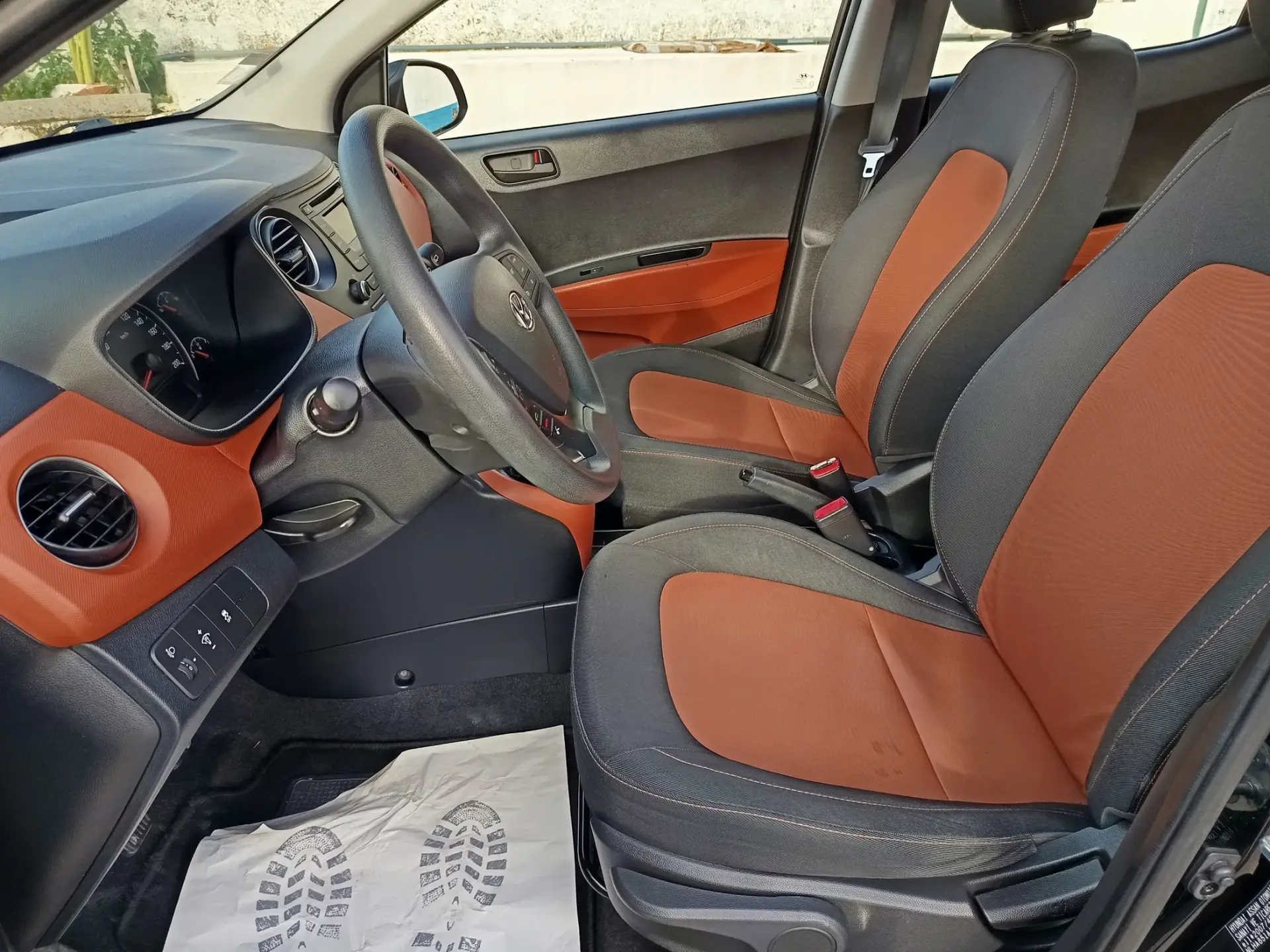 Hyundai i10 1.0 Urban 9