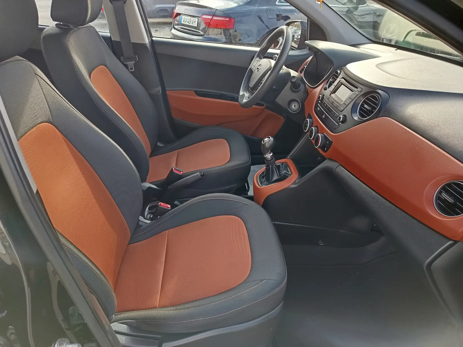 Hyundai i10 1.0 Urban 14