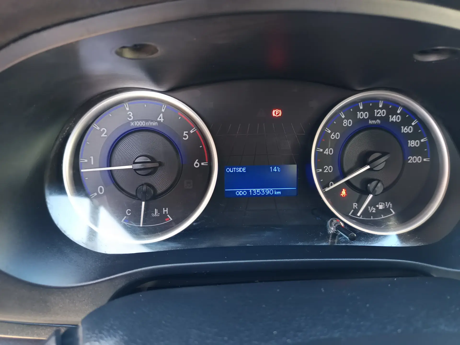 Toyota Hilux 2.4 D-4D 4WD Challenge 22