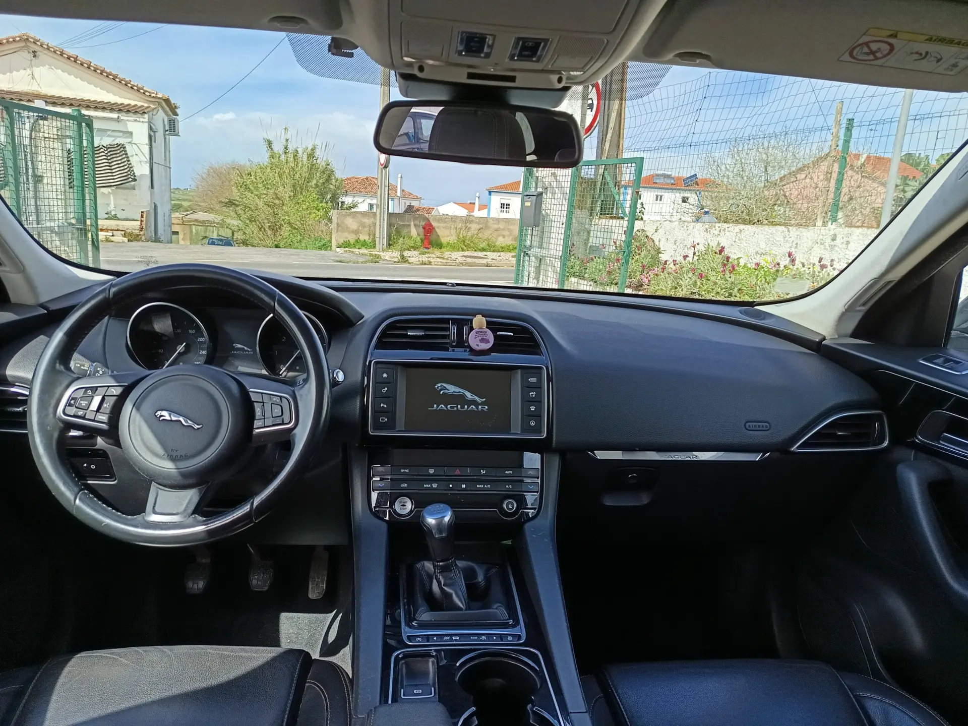 Jaguar F-Pace 2.0 i4D Prestige AWD 17