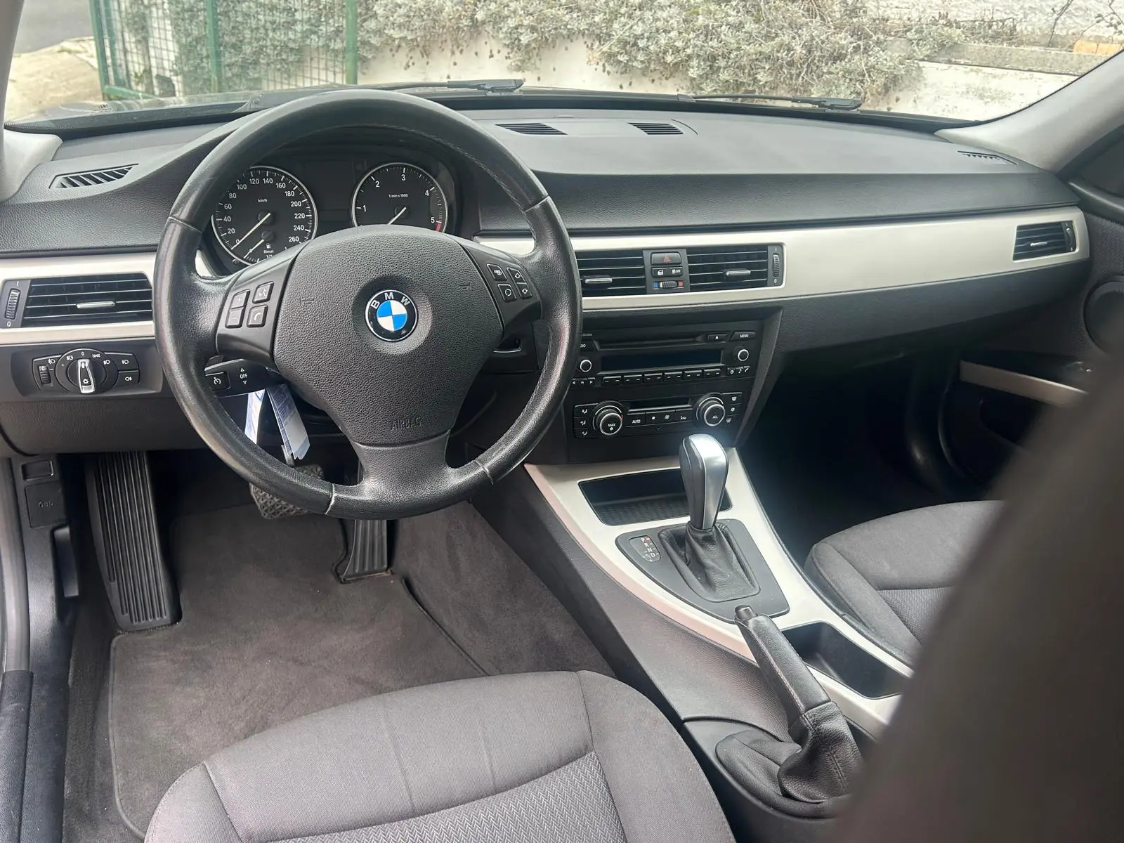 BMW 318 d Auto 19