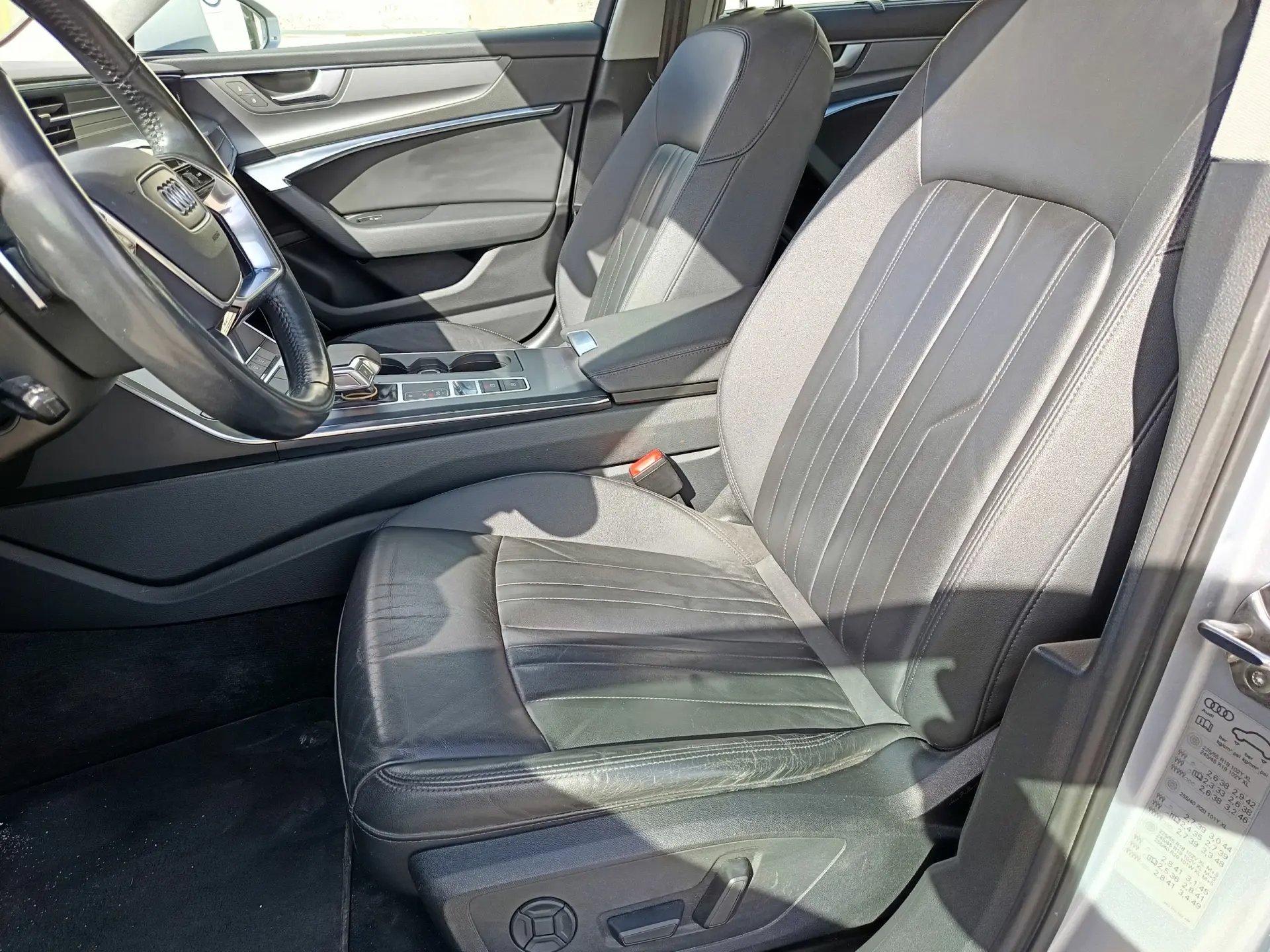 Audi A6 50 TFSI e quattro S tronic design 10