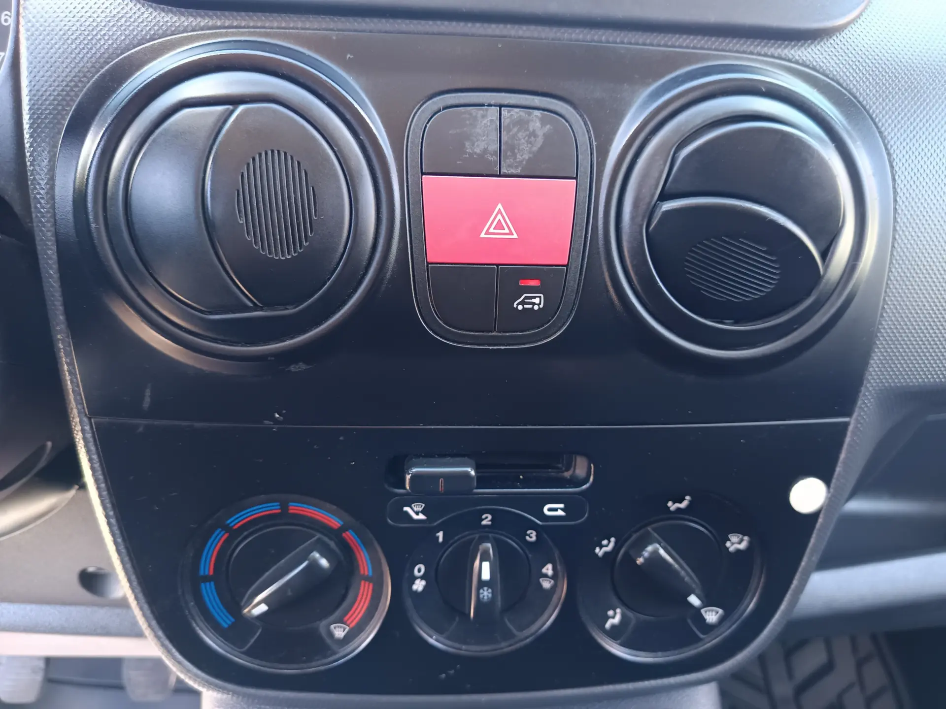 Fiat Fiorino 1.3 D Multijet 18