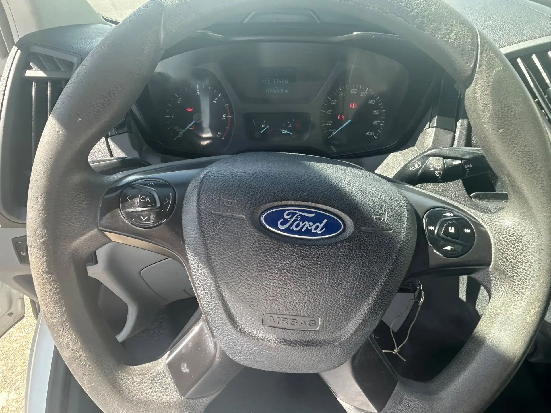 Ford Transit Outro 17