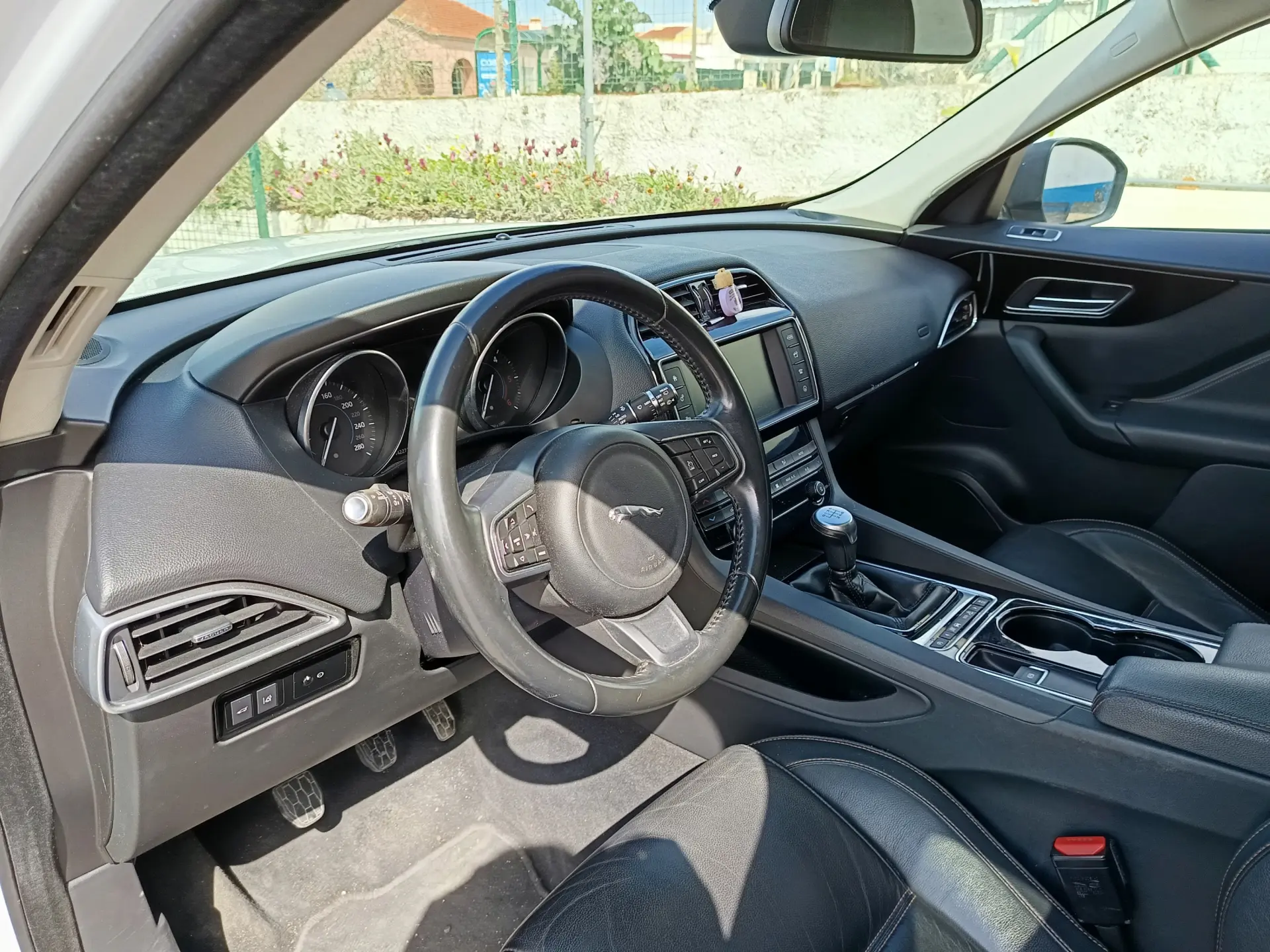 Jaguar F-Pace 2.0 i4D Prestige AWD 10