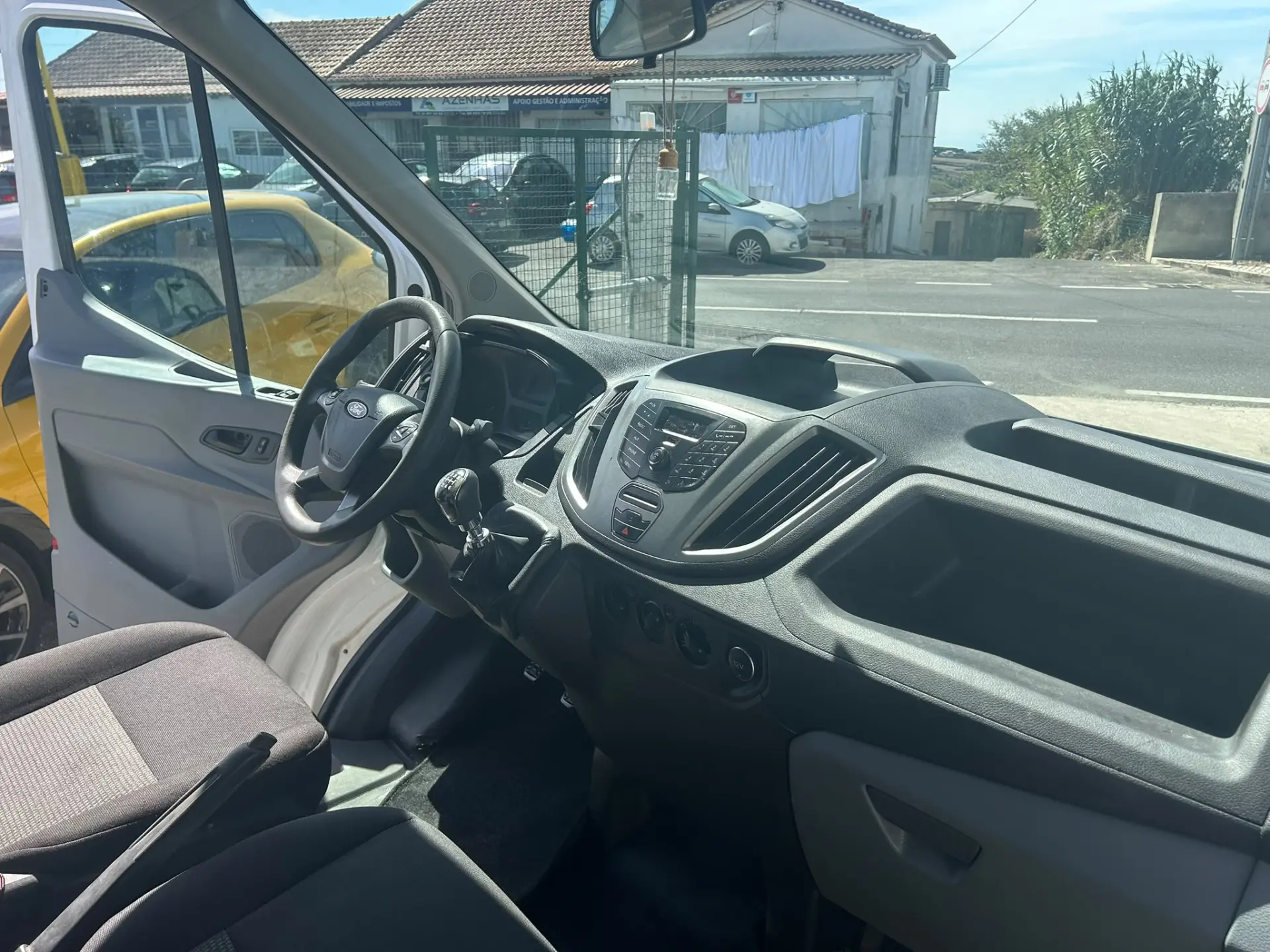 Ford Transit Outro 16