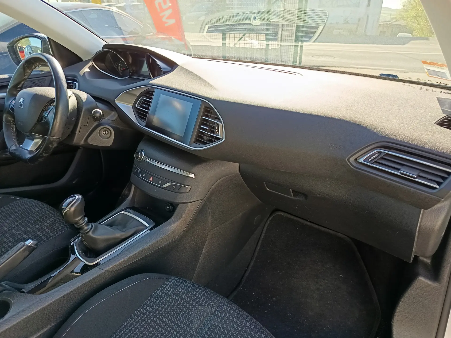 Peugeot 308 1.5 BlueHDi Active 15