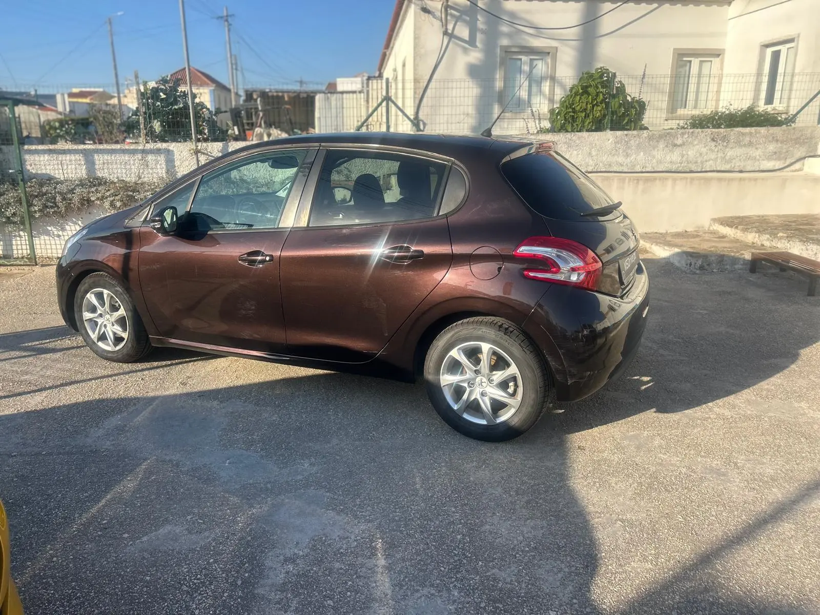 Peugeot 208 1.4 VTi Access 3