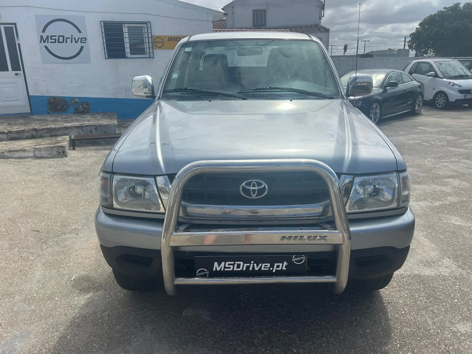Toyota Hilux 2.5 D4-D Tracker 2