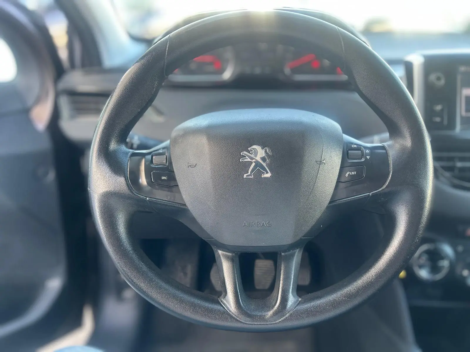 Peugeot 208 1.4 VTi Access 15