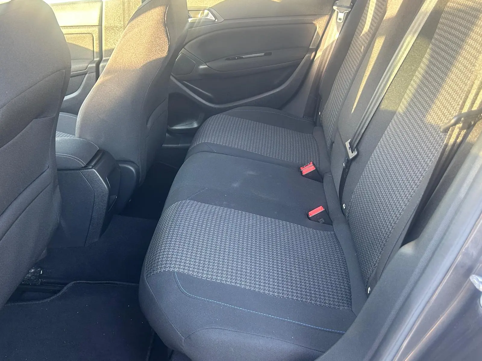 Peugeot 308 SW 1.5 BlueHDi Active 11