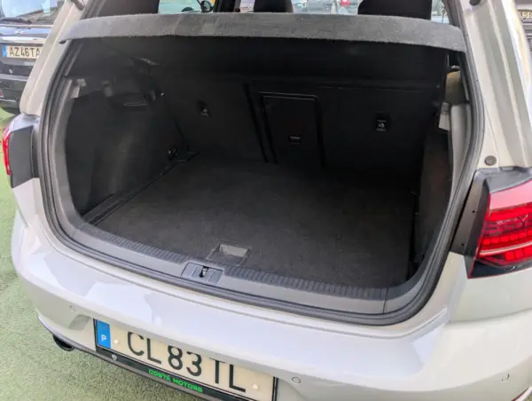 Volkswagen Golf 2.0 TSI GTI DSG Performance 11