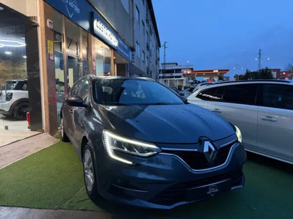 Renault Mégane Sport Tourer 1.6 E-Tech Plug-In Limited 3