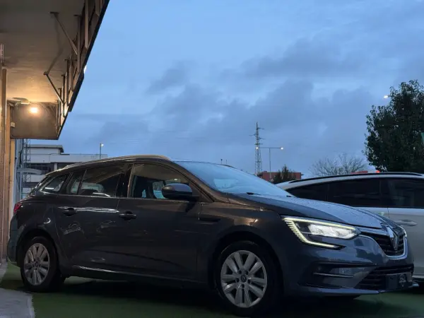 Renault Mégane Sport Tourer 1.6 E-Tech Plug-In Limited 7