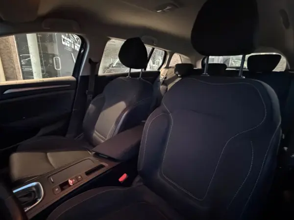 Renault Mégane Sport Tourer 1.6 E-Tech Plug-In Limited 14