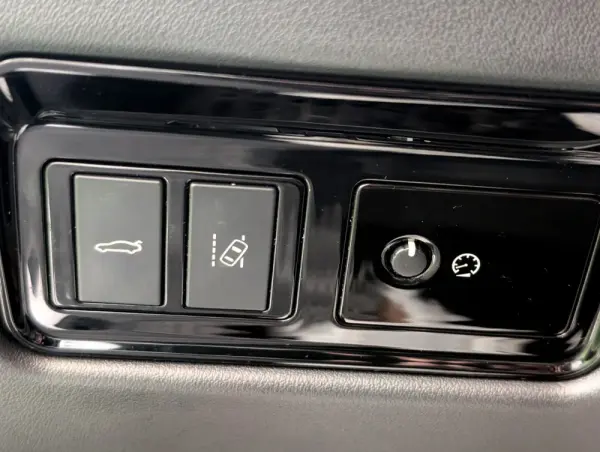 Jaguar XE 20d Aut. R-Sport 13