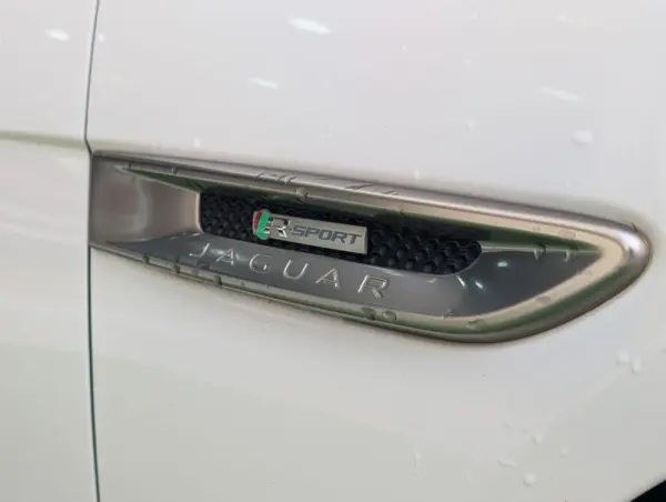 Jaguar XE 20d Aut. R-Sport 16