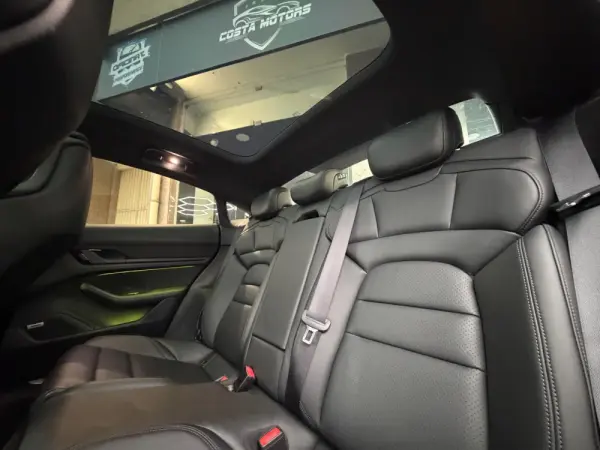 Porsche Taycan 4S Bateria Performance Plus 9