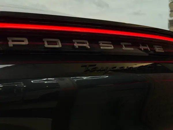 Porsche Taycan 4S Bateria Performance Plus 20