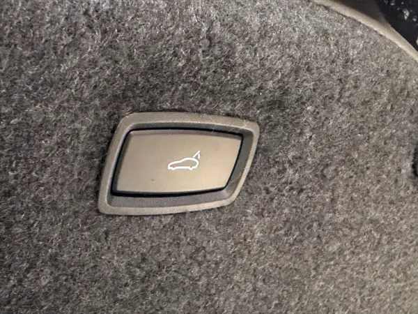 Porsche Taycan 4S Bateria Performance Plus 23