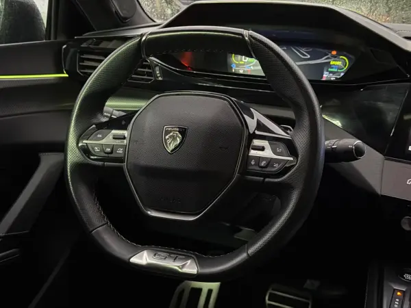 Peugeot 408 Plug-In Hybrid 225 e-EAT8 GT Exclusive 21