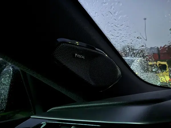 Peugeot 408 Plug-In Hybrid 225 e-EAT8 GT Exclusive 24