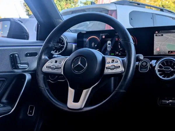 Mercedes-Benz A 250 e 8G-DCT Progressive Advanced 15