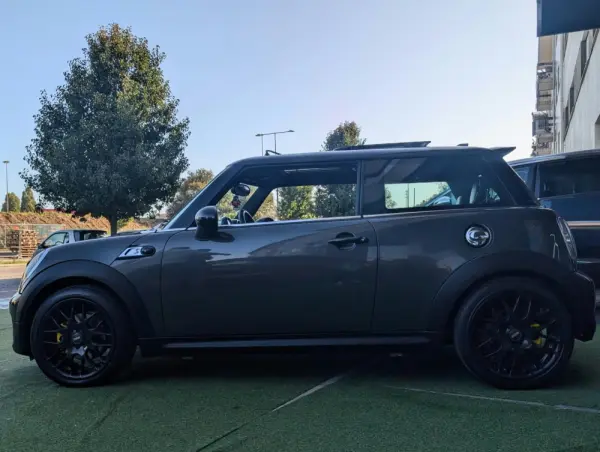 MINI 3 Portas Cooper SD 7