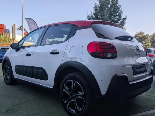 Citroen C3 1.2 PureTech Shine Pack 7