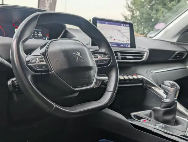 Peugeot 5008 1.2 PureTech Allure Pack 13