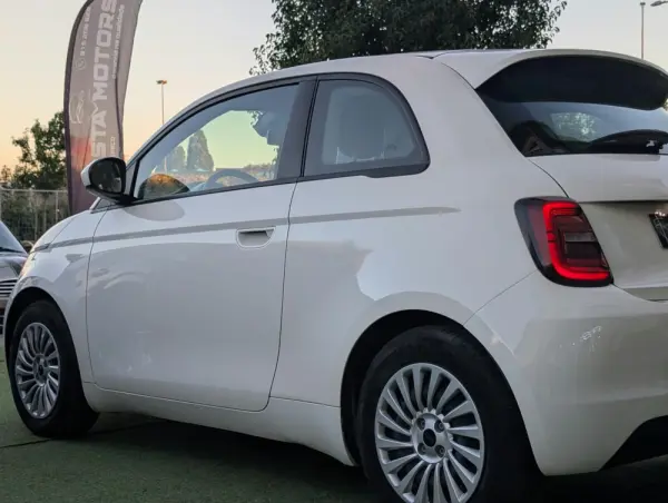 Fiat 500e 42kWh 5