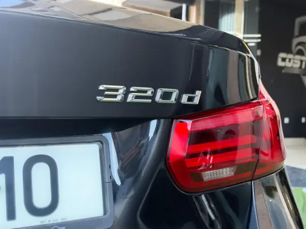 BMW 320 d Line Sport 8