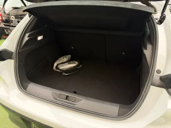 Peugeot 308 180 e-EAT8 Active Pack 11