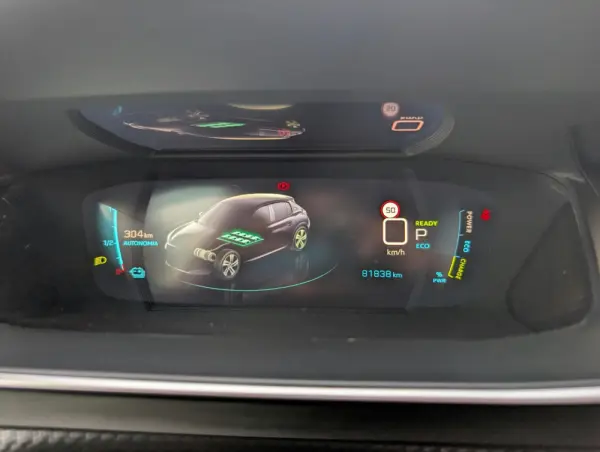 Peugeot e-208 50 kWh Allure 11