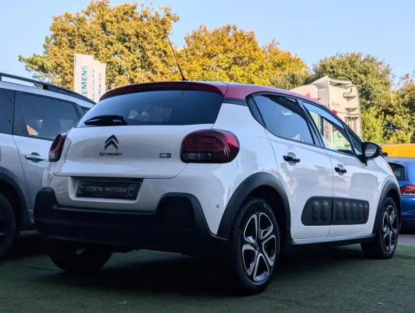 Citroen C3 1.2 PureTech Shine Pack 5