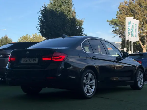 BMW 320 d Line Sport 4