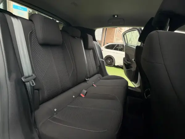Peugeot 308 180 e-EAT8 Active Pack 15