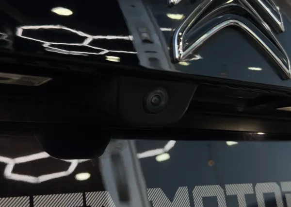 Citroën e-C4 Shine 9