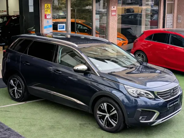 Peugeot 5008 1.2 PureTech Allure Pack 3