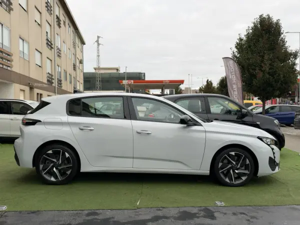 Peugeot 308 180 e-EAT8 Active Pack 8
