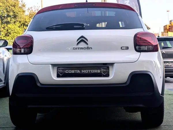 Citroen C3 1.2 PureTech Shine Pack 2