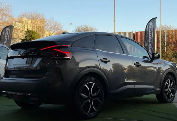 Citroën e-C4 Shine 2