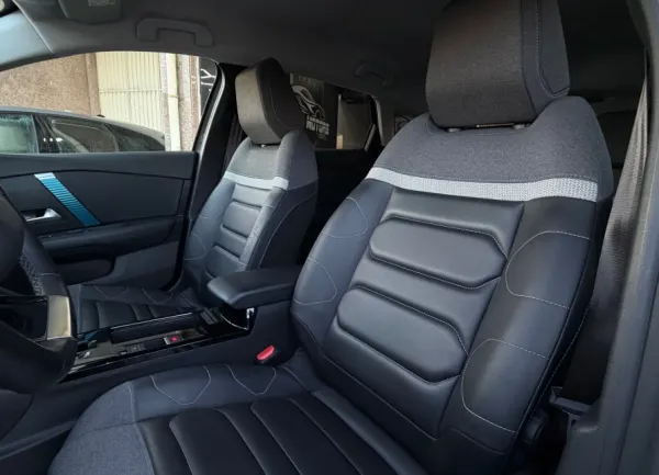 Citroën e-C4 Shine 8