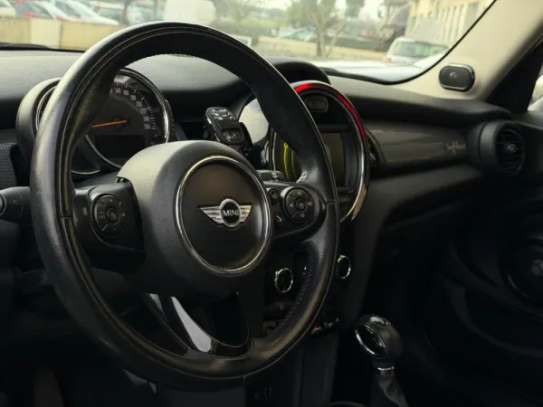MINI 5 Portas Cooper D Marylebone Auto 5