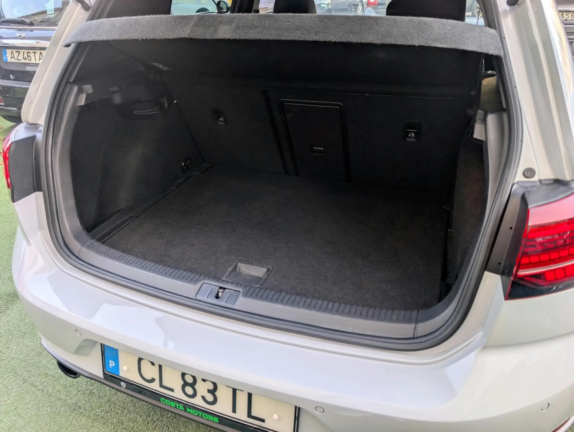 Volkswagen Golf 2.0 TSI GTI DSG Performance 11