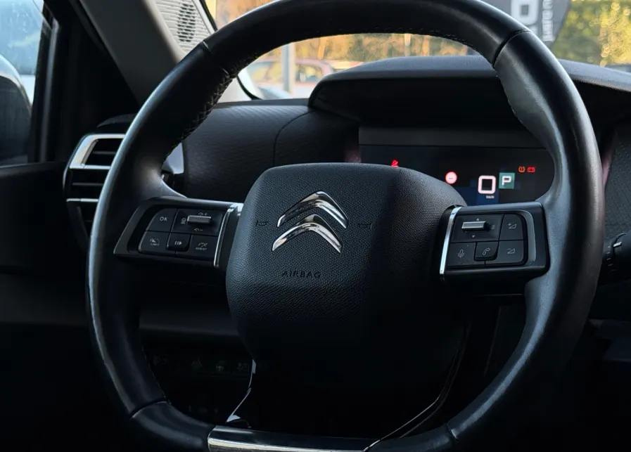 Citroën e-C4 Shine 3